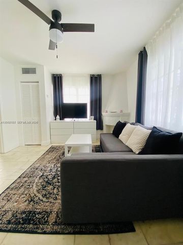 1526 Pennsylvania Ave 20, Miami Beach, FL 33139