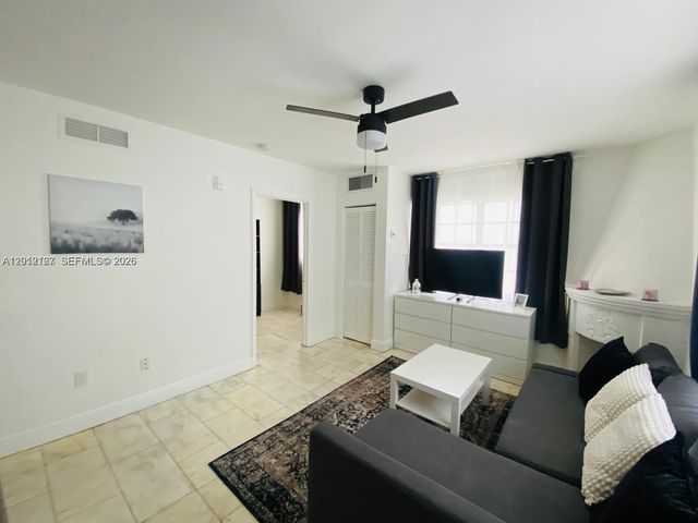 1526 Pennsylvania Ave 20, Miami Beach, FL 33139