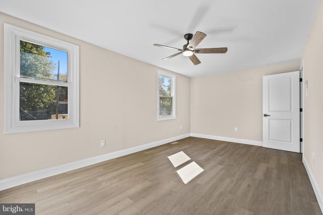 393 E MILLSTREAM RD, Cream Ridge, NJ 08514