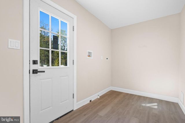 393 E MILLSTREAM RD, Cream Ridge, NJ 08514
