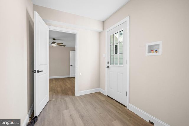 393 E MILLSTREAM RD, Cream Ridge, NJ 08514