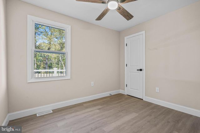 393 E MILLSTREAM RD, Cream Ridge, NJ 08514