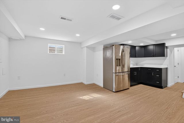 8515 ROSEWOOD DR, Bethesda, MD 20814