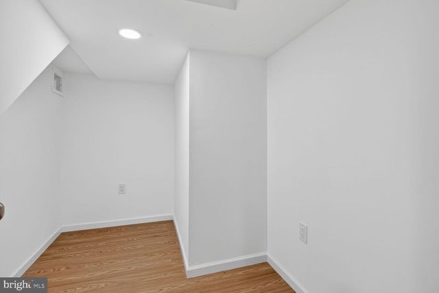 8515 ROSEWOOD DR, Bethesda, MD 20814