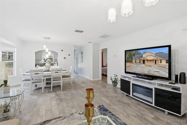 937 N Rembrandt Way 101, Inverness, FL 34453