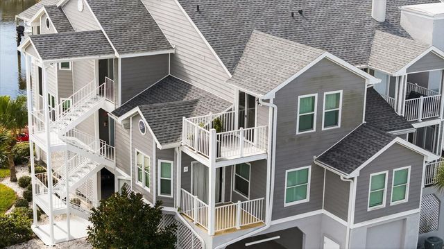 5712 BISCAYNE COURT 201, New Port Richey, FL 34652