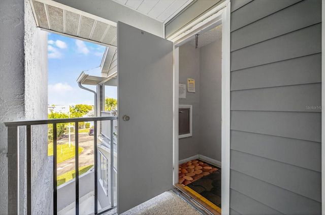 5712 BISCAYNE COURT 201, New Port Richey, FL 34652