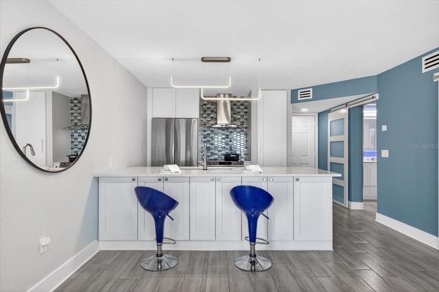 5712 BISCAYNE COURT 201, New Port Richey, FL 34652