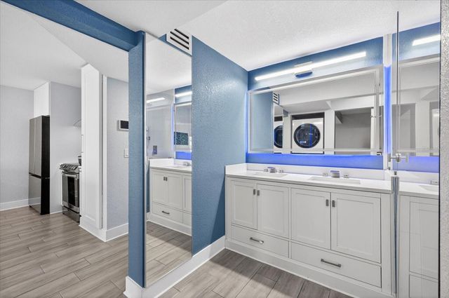 5712 BISCAYNE COURT 201, New Port Richey, FL 34652