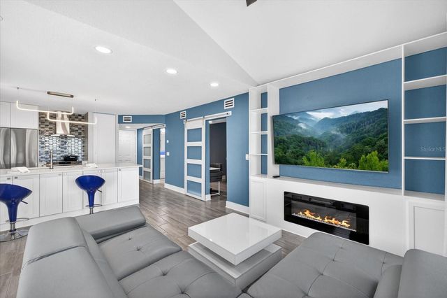 5712 BISCAYNE COURT 201, New Port Richey, FL 34652