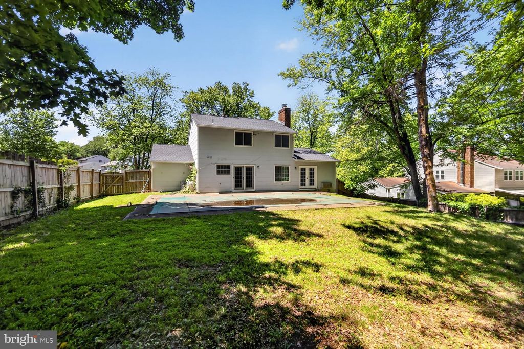 Image 28 of property listing at 15927 PEACH WALKER DR, Bowie, MD 20716