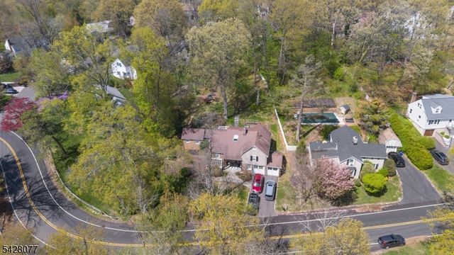 2637 Skytop Dr, Scotch Plains Twp., NJ 07076