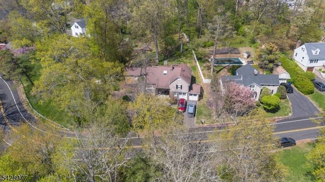 2637 Skytop Dr, Scotch Plains Twp., NJ 07076