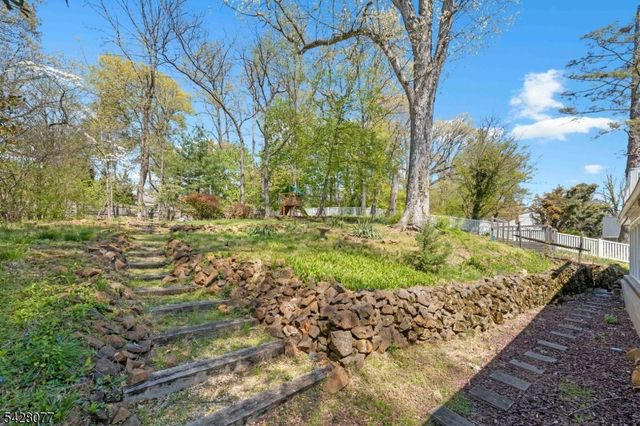 2637 Skytop Dr, Scotch Plains Twp., NJ 07076