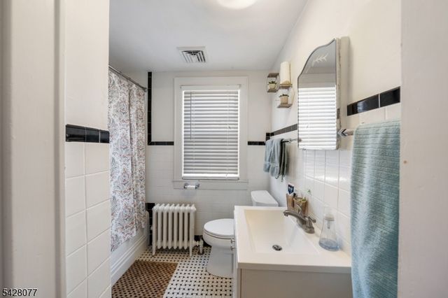 2637 Skytop Dr, Scotch Plains Twp., NJ 07076