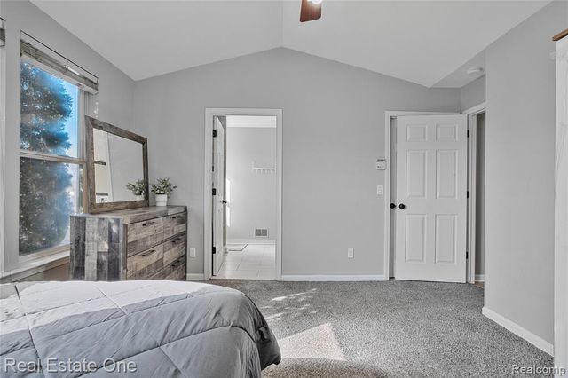 1575 Pebble Beach Drive, Pontiac, MI 48340