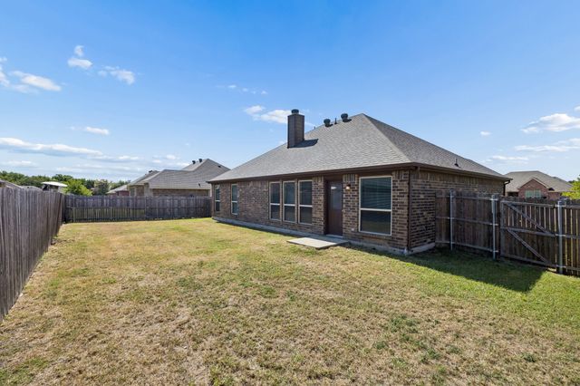 217 Troy Lane, Red Oak, TX 75154