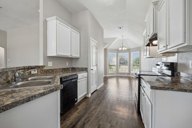 217 Troy Lane, Red Oak, TX 75154