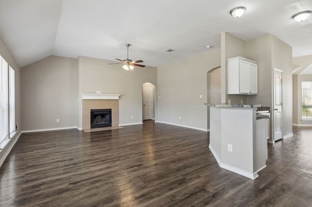 217 Troy Lane, Red Oak, TX 75154