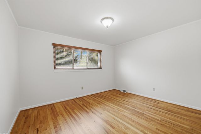 31651 Carmody Street, Warren, MI 48092