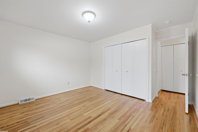 31651 Carmody Street, Warren, MI 48092