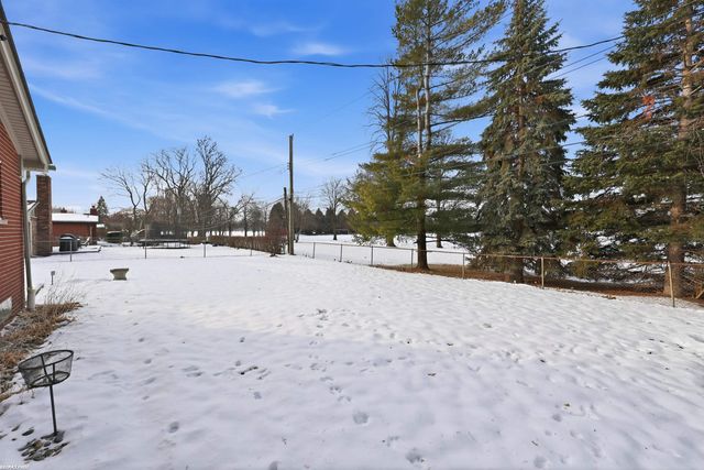 31651 Carmody Street, Warren, MI 48092