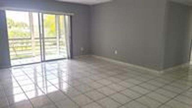 2800 NW 56th Avenue A304, Lauderhill, FL 33313