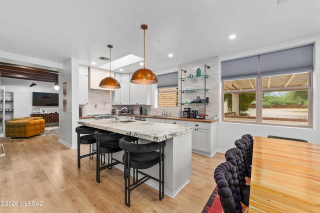 11211 E Shady Lane, Tucson, AZ 85749