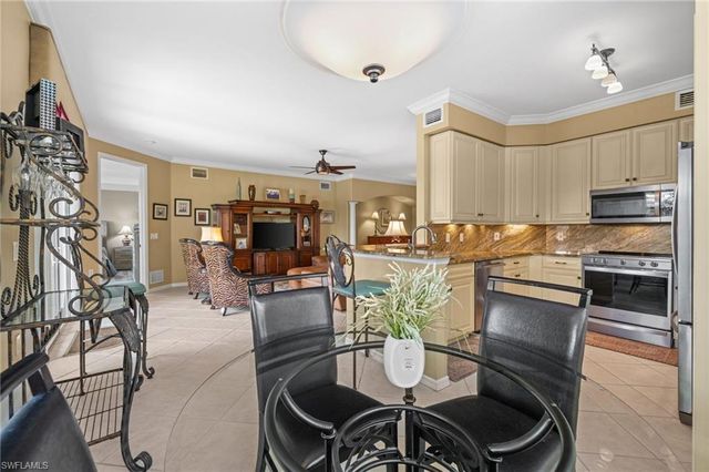 3908 Forest Glen BLVD # 101, Naples, FL 34114