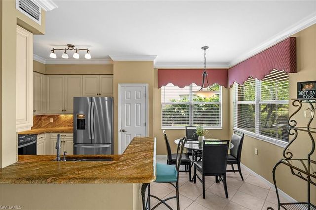 3908 Forest Glen BLVD # 101, Naples, FL 34114