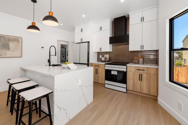 731 Grand Ave, South San Francisco, CA 94080