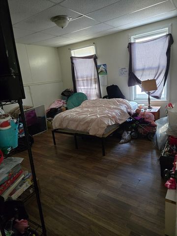 67-69 Austin St, New Bedford, MA 02740