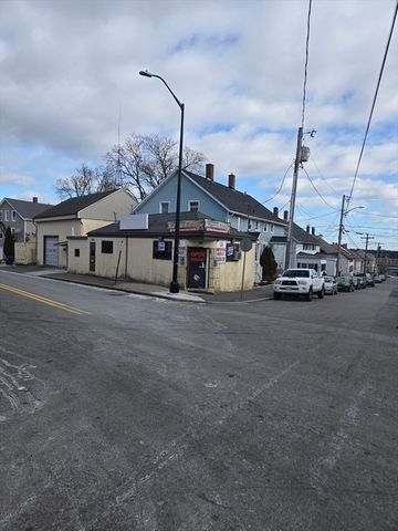 67-69 Austin St, New Bedford, MA 02740