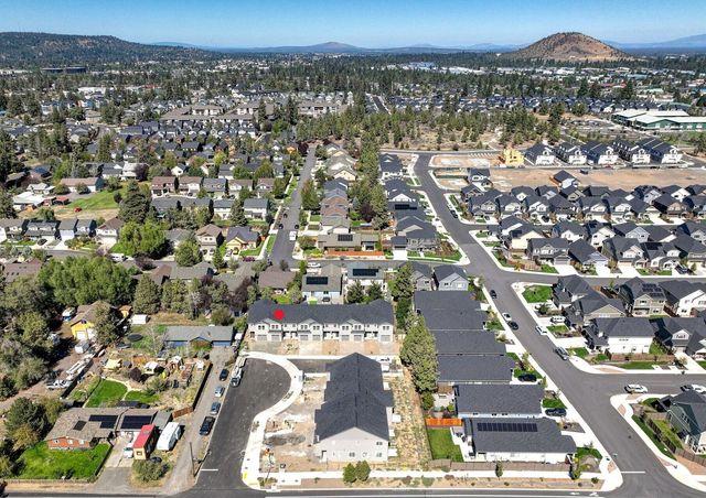 20487 SE Bard Court 11, Bend, OR 97702