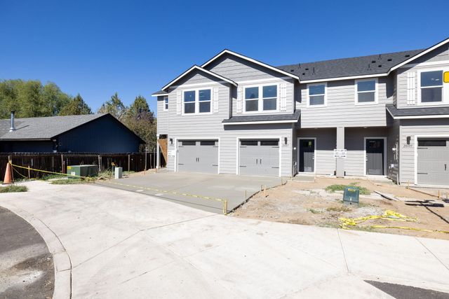 20487 SE Bard Court 11, Bend, OR 97702