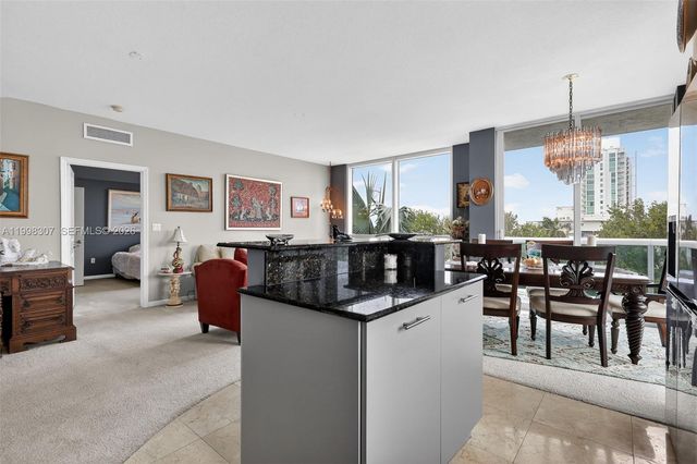 7910 Harbor Island Dr 406, North Bay Village, FL 33141