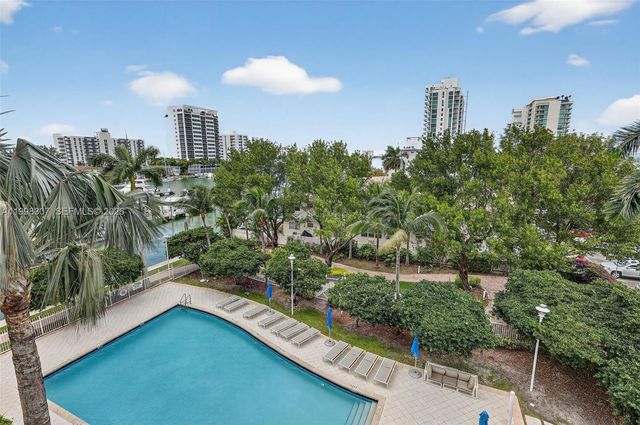 7910 Harbor Island Dr 406, North Bay Village, FL 33141