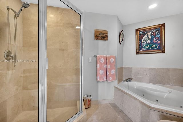 7910 Harbor Island Dr 406, North Bay Village, FL 33141