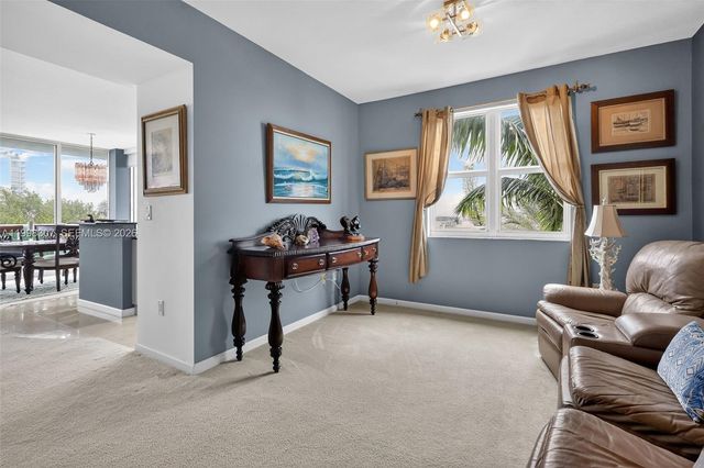 7910 Harbor Island Dr 406, North Bay Village, FL 33141