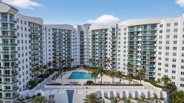 7910 Harbor Island Dr 406, North Bay Village, FL 33141