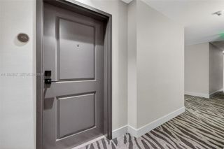 7910 Harbor Island Dr 406, North Bay Village, FL 33141