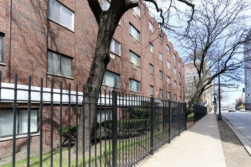 1040 W HOLLYWOOD Avenue 506, Chicago, IL 60660