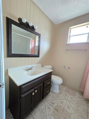 822 Ivyhollow Drive, Channelview, TX 77530