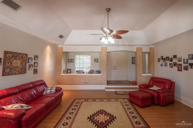 2517 E Mile 4 Road, Mission, TX 78573