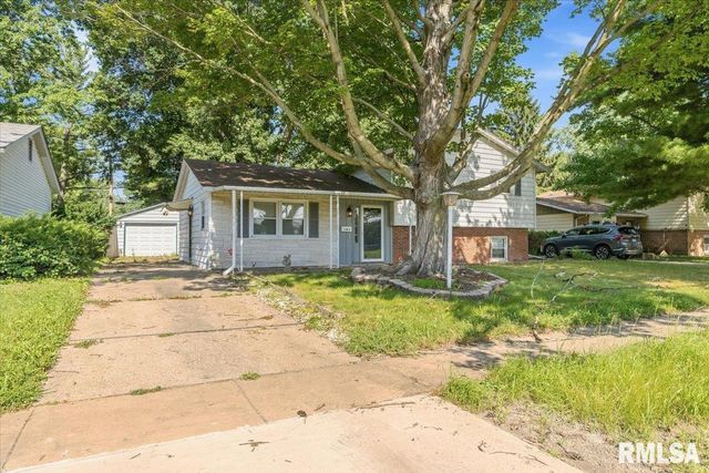101 Adloff Lane, Springfield, IL 62703