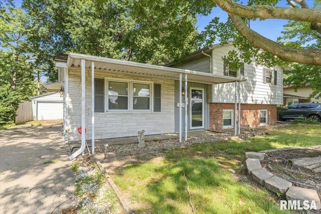 101 Adloff Lane, Springfield, IL 62703