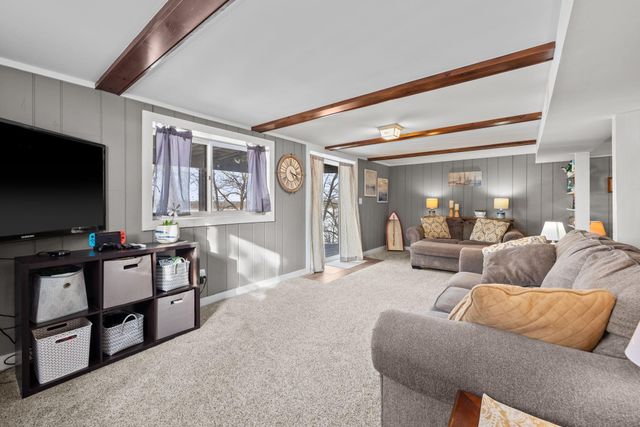 33 Halsey Avenue SE, Buffalo, MN 55313