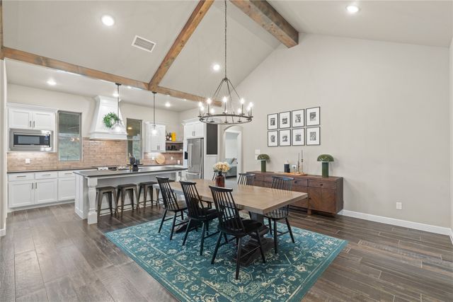 916 Silverleaf Drive, Weatherford, TX 76085