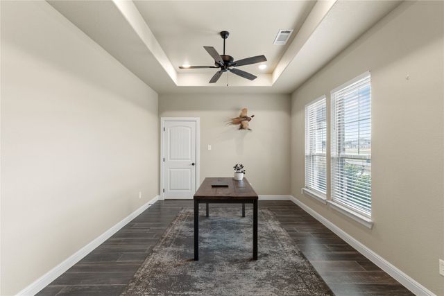 916 Silverleaf Drive, Weatherford, TX 76085