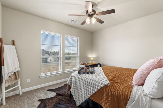 916 Silverleaf Drive, Weatherford, TX 76085